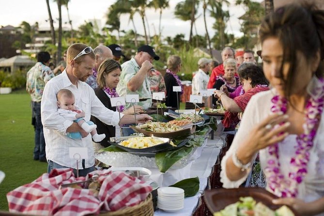 Maui Nui Luau at the Sheraton Maui Resort & Spa - A tour across Polynesia in one stage show