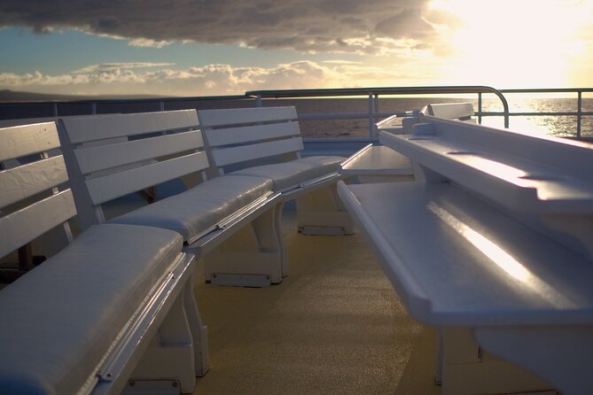 Maui Sunset Dinner Cruise - A Hawaiian Hula Experience - What happens from the 5:00 pm departure