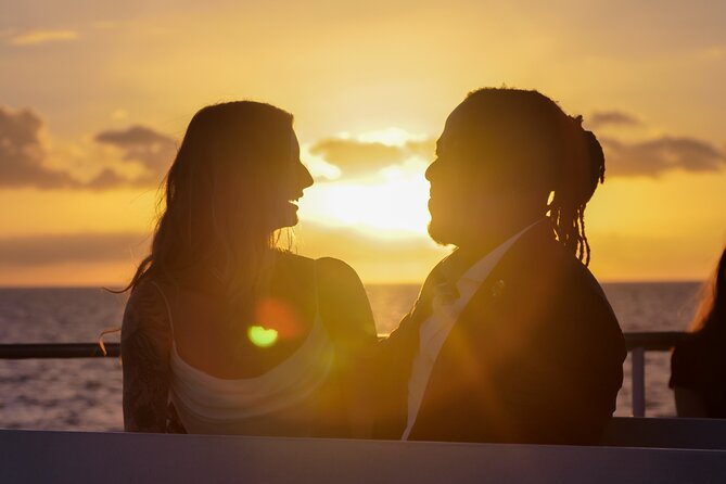Maui Sunset Dinner Cruise - A Hawaiian Hula Experience - A buffet built around ribs and island flavors