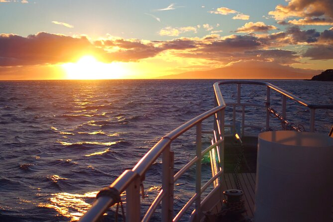 Maui Sunset Dinner Cruise - A Hawaiian Hula Experience - Kekoa’s music and the hula performance