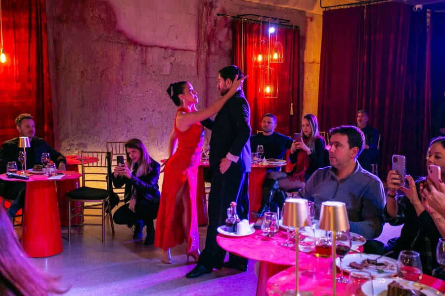 Mendoza: Tango Show with Dinner at Hualta Winery Hotel - Why this tango evening fits Mendoza