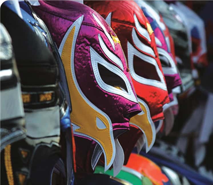 Mexico City: Local Walking Tour with Mezcal & Wrestling Show - Why this four-hour evening works