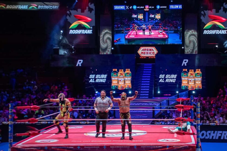 Mexico City: Local Walking Tour with Mezcal & Wrestling Show - Choosing between the tour packages