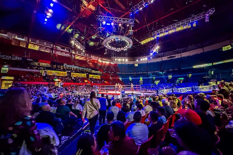 Mexico City: Lucha Libre Show, Walking Tour & Tequila - Walking through the historic center