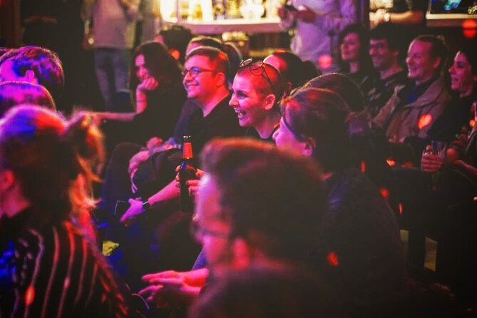 Moonshine Comedy - English Stand Up Comedy by the bay - Key points at a glance