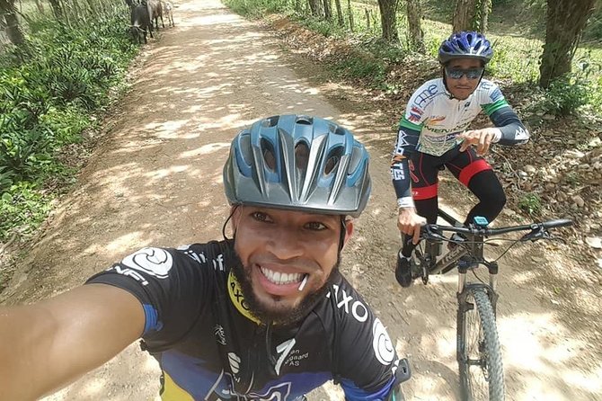 Mountain Biking in Cabarete - Starting in Cabarete with Graviel Delgado