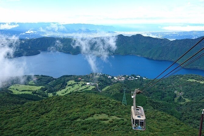 Mt Fuji & Hakone Cruise, Drum Show Bus 1 Day from Tokyo Sta. Area - Guides, language, and the group format