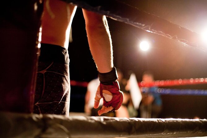 Muay Thai Boxing Show with Ringside Seats at Rajadamnern Stadium - Why Rajadamnern Stadium makes a good Bangkok night out