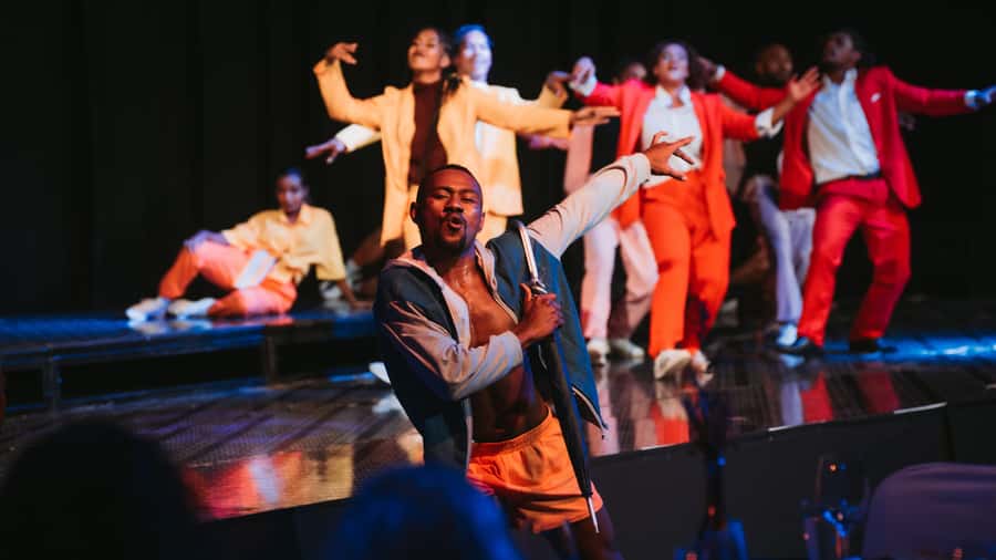Nadi: VOU Evening Dinner and Show Experience - Who will enjoy this evening most