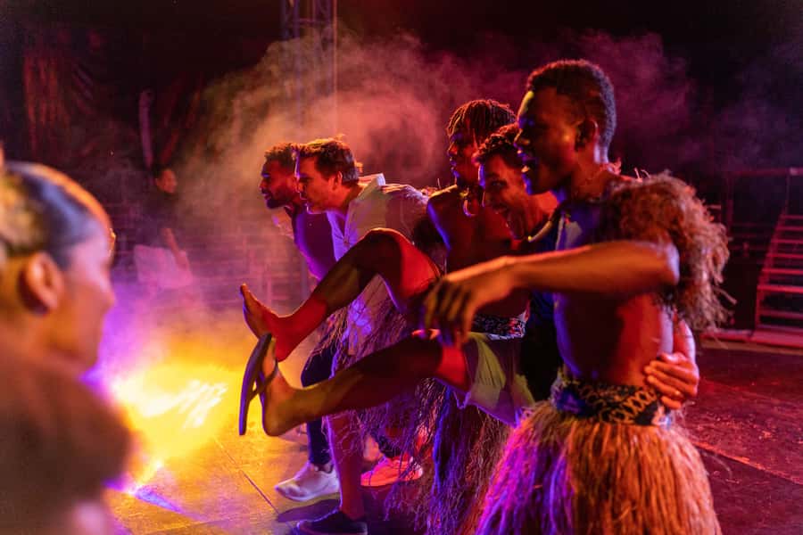 Nadi: VOU Evening Dinner and Show Experience - Practical tips for a smoother evening