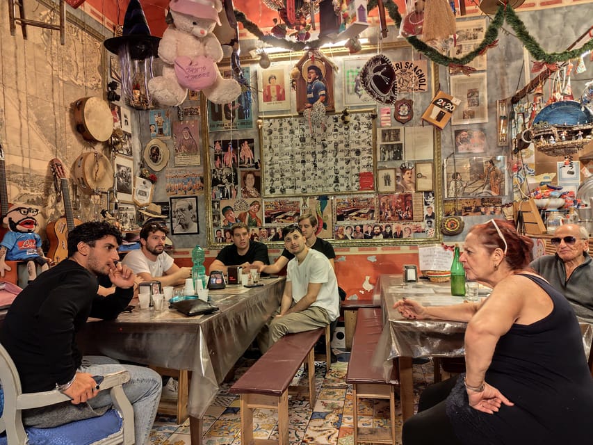 Naples: Authentic Family Home Lunch with Music Show & Spanish Quarters Tour - A stop at the Maradona mural
