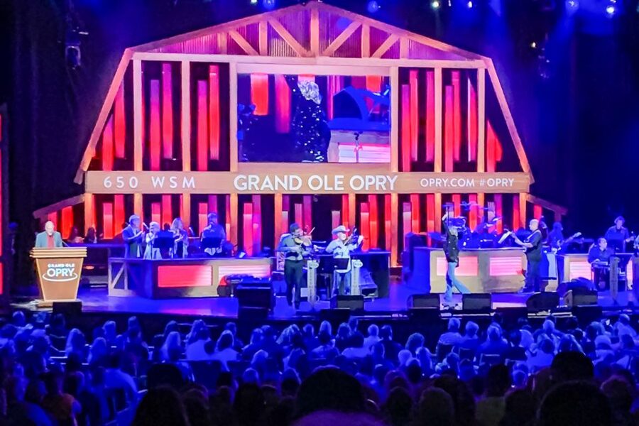 Nashville: Grand Ole Opry Show Ticket - Why the Grand Ole Opry feels different from a regular concert