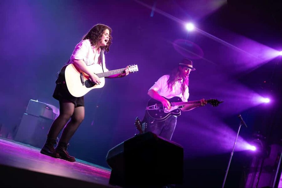 Niagara Falls, Canada: Canadiana - The Musical Ticket - Canadian Music Takes Center Stage