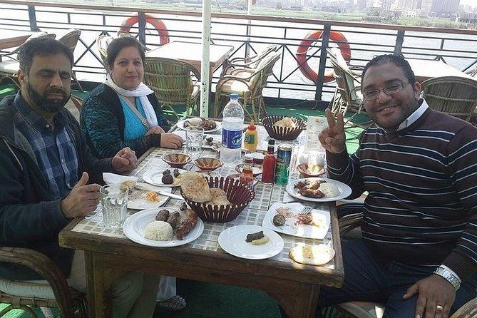 Night Dinner Nile cruise with belly dancer and folklore show - Why the $8 price needs a closer look