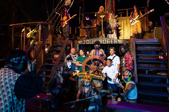 Night Pirate Show in Cancun aboard a Pirate Ship Lobster Dinner - Who should book this Cancun pirate cruise?