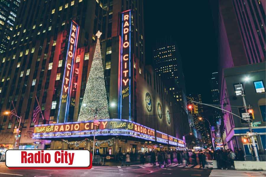 NYC : Big Apple City Lights & Broadway Express Tour 40 Mins - Radio City Music Hall and Midtown Icons