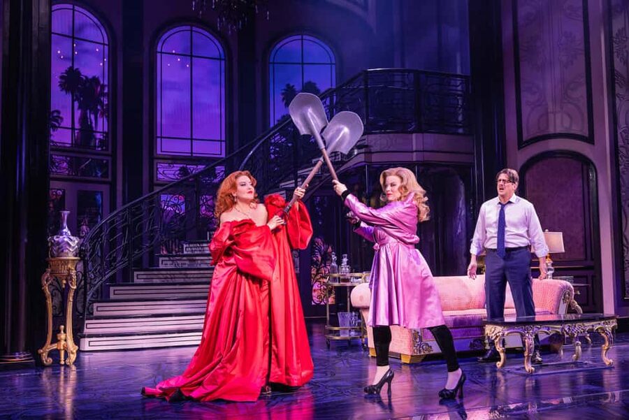NYC: Death Becomes Her the Musical on Broadway - The Madeline Ashton and Helen Sharp feud