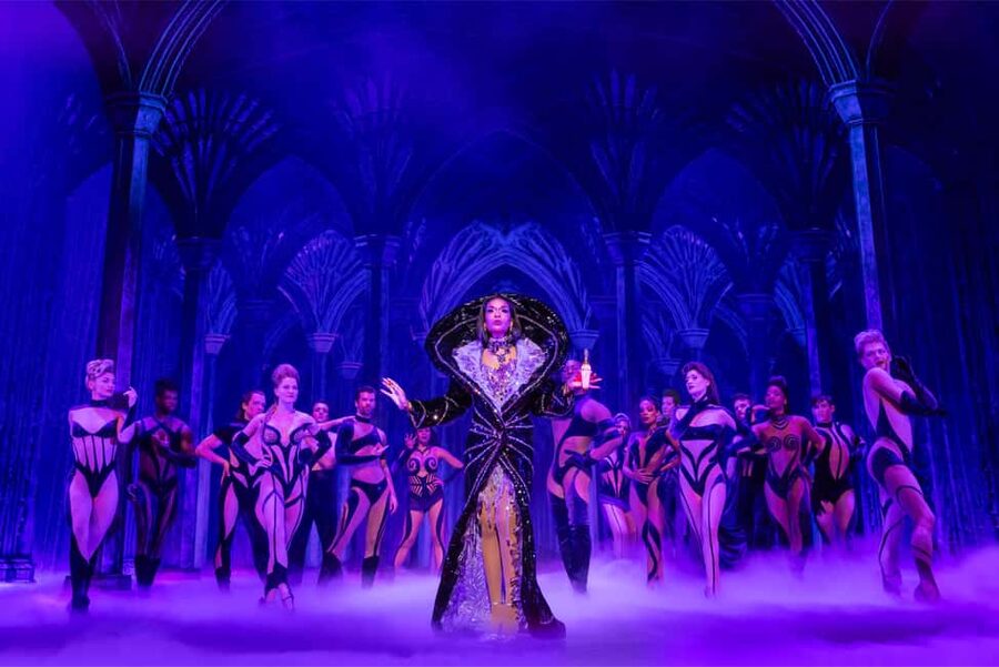 NYC: Death Becomes Her the Musical on Broadway - Viola Van Horn changes the rules