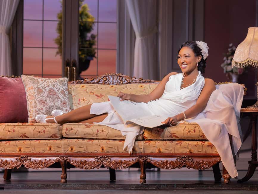 NYC: The Great Gatsby the Musical on Broadway - A 1920s world built for the stage