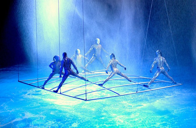 O™ by Cirque du Soleil® at the Bellagio Hotel and Casino - Who will enjoy O most?