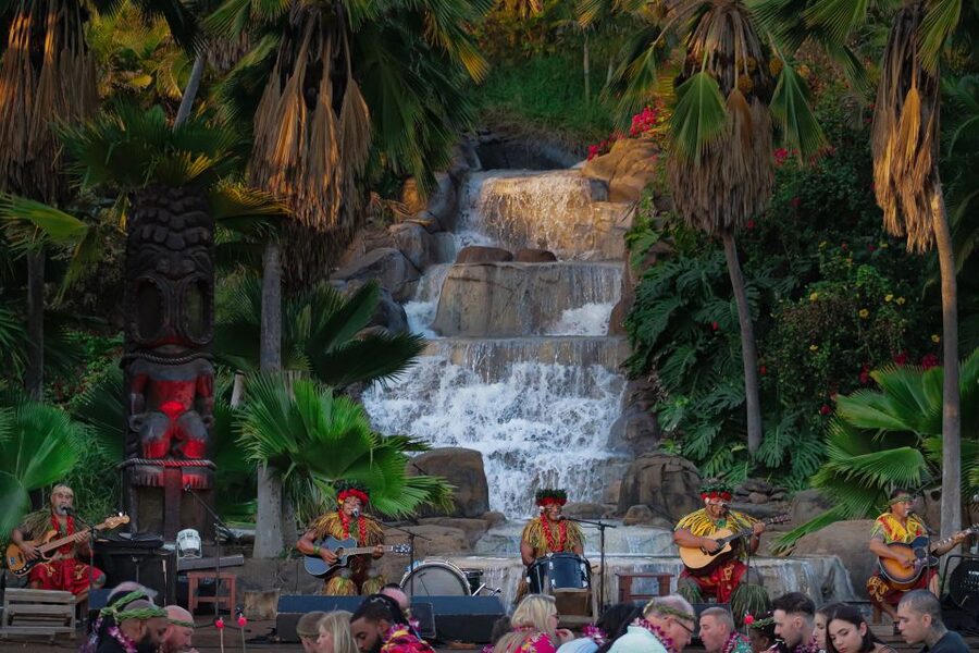 Oahu: Chief's Luau Dinner Show - Hands-on activities before the show