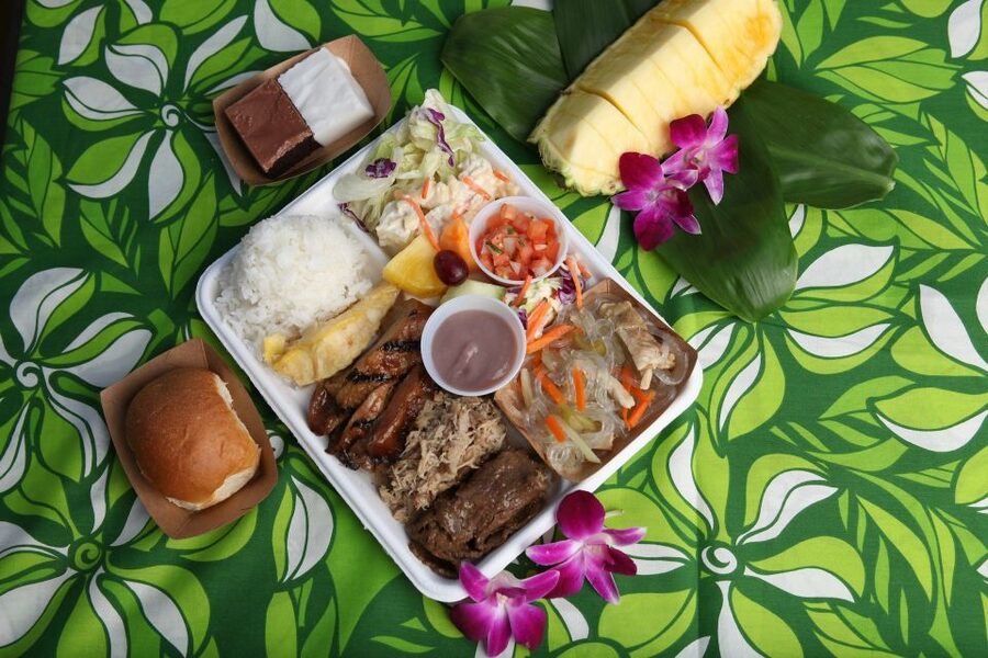 Oahu: Germaine's Traditional Luau Show & Buffet Dinner - Key points to know before booking