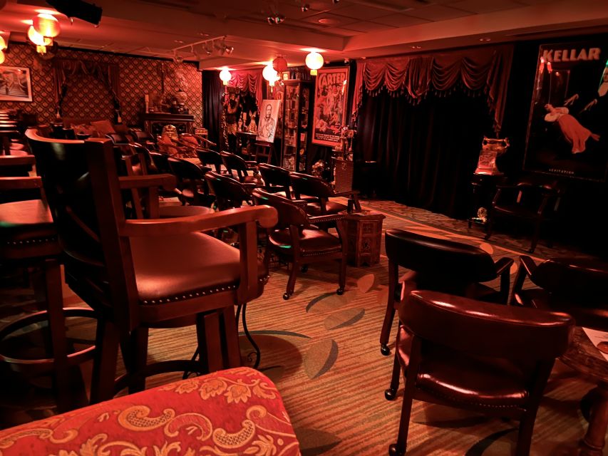 Oahu: Hilton Waikiki Beach Hotel Magical Mystery Show - My take on the $99 price