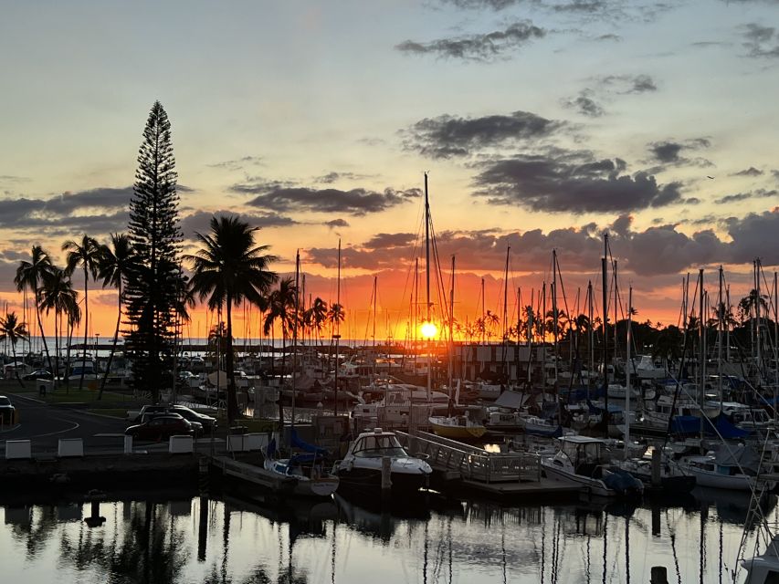 Oahu: Hilton Waikiki Beach Hotel Magical Mystery Show - Regular admission or VIP seating