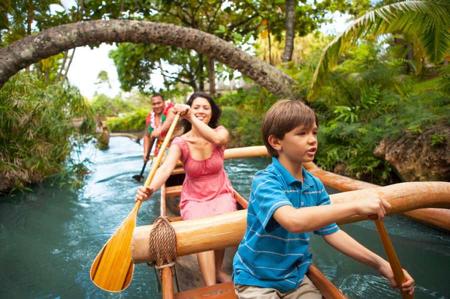 Oahu: Islands of Polynesia and "HA: Breath of Life Show" - Hā: Breath of Life is the evening centerpiece