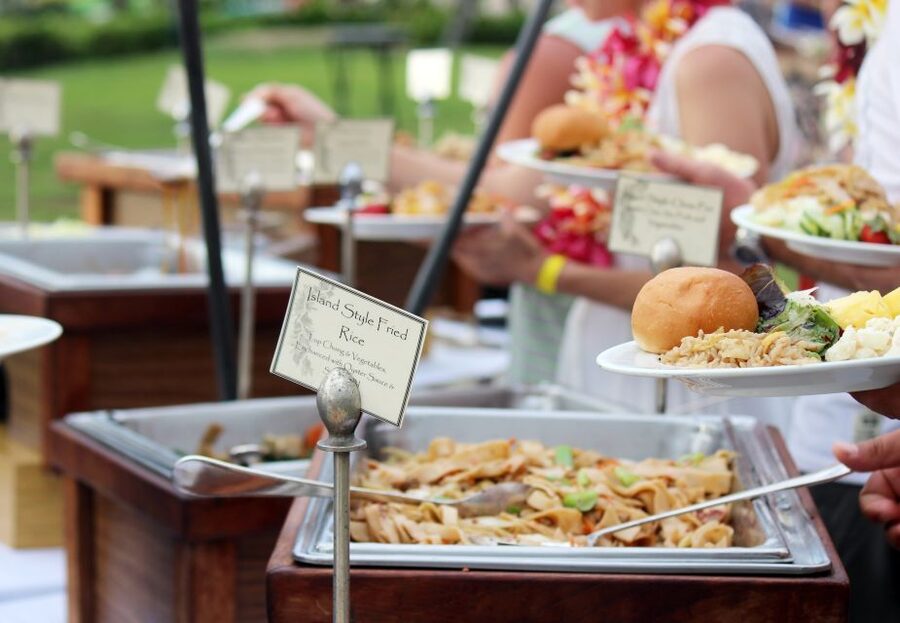 Oahu: Queens Waikiki Luau - Key points to know before booking