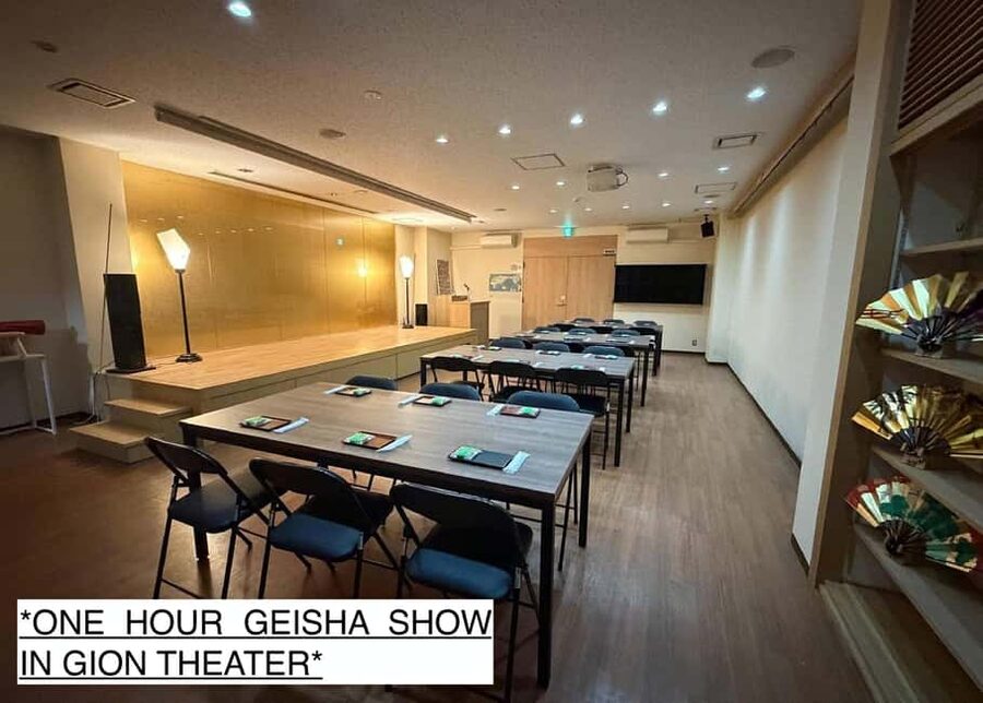 One Hour Geisha Show in Kyoto - Why the maiko meeting matters in Kyoto