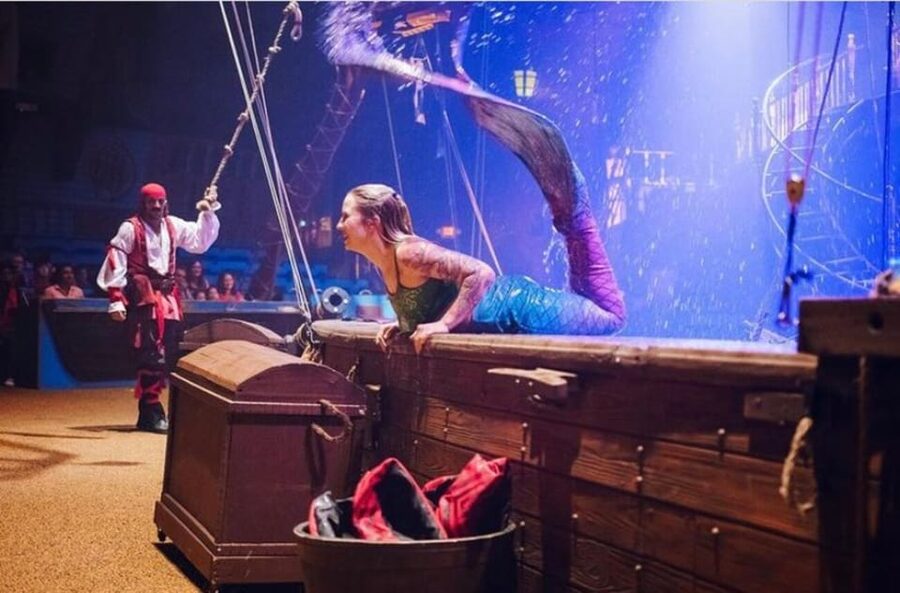 Orlando: Pirates Adventure Dinner Show with Drinks - The Buccaneer Bash after the curtain call