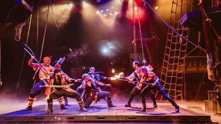 Orlando: Pirates Adventure Dinner Show with Drinks - Is the $80 price good value?