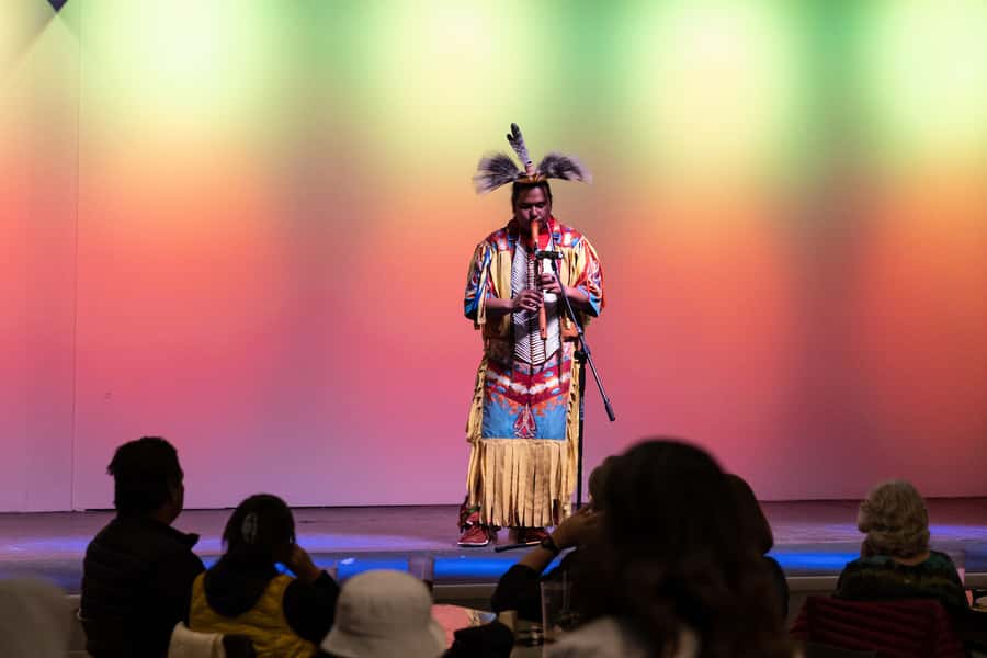 Page: Native American Dinner and Dance Show - Storytelling makes the culture easier to understand
