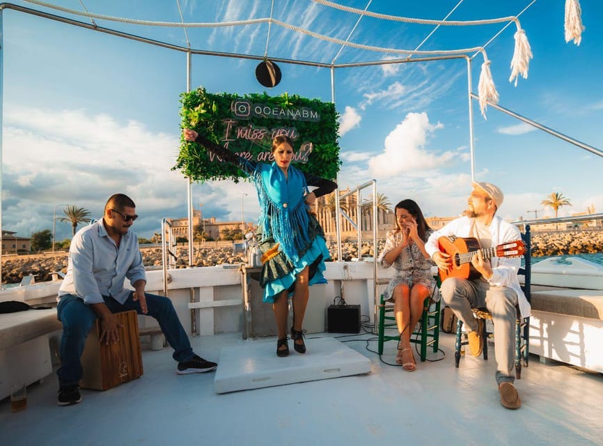 Palma : Boat Trip with Live Flamenco Show - A sunset cruise with a Spanish soundtrack