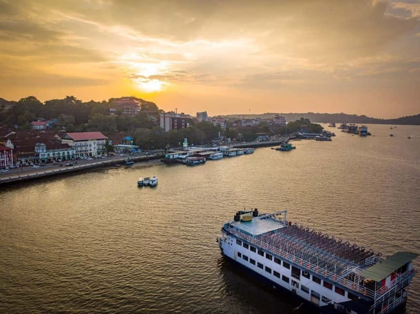 Panaji: Sunset Boat Party with Bollywood DJ and Dance Shows - A sunset party with Panaji as the backdrop