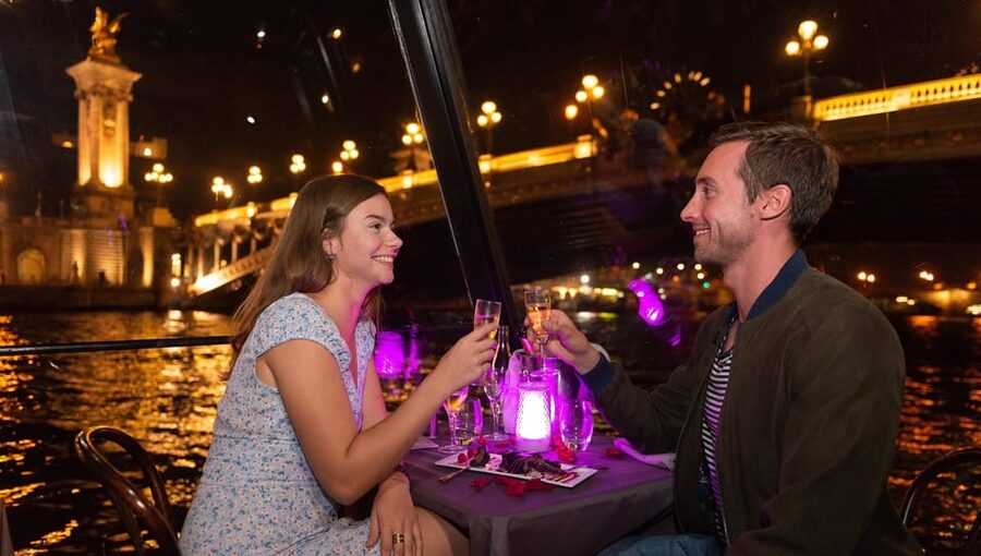 Paris: Eiffel Tower, Dinner Cruise and Moulin Rouge Show - Is $365 good value?
