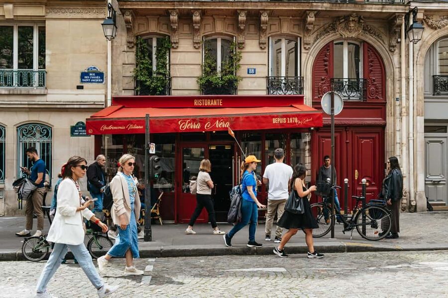 Paris: Emily TV Show Locations Guided Walking Tour - Pont des Arts and open views of the Seine