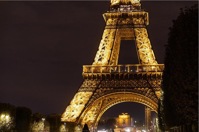 Paris Illuminations Tour with Moulin Rouge Show and Cruise Option - What you see from Place Vendôme to the Eiffel Tower
