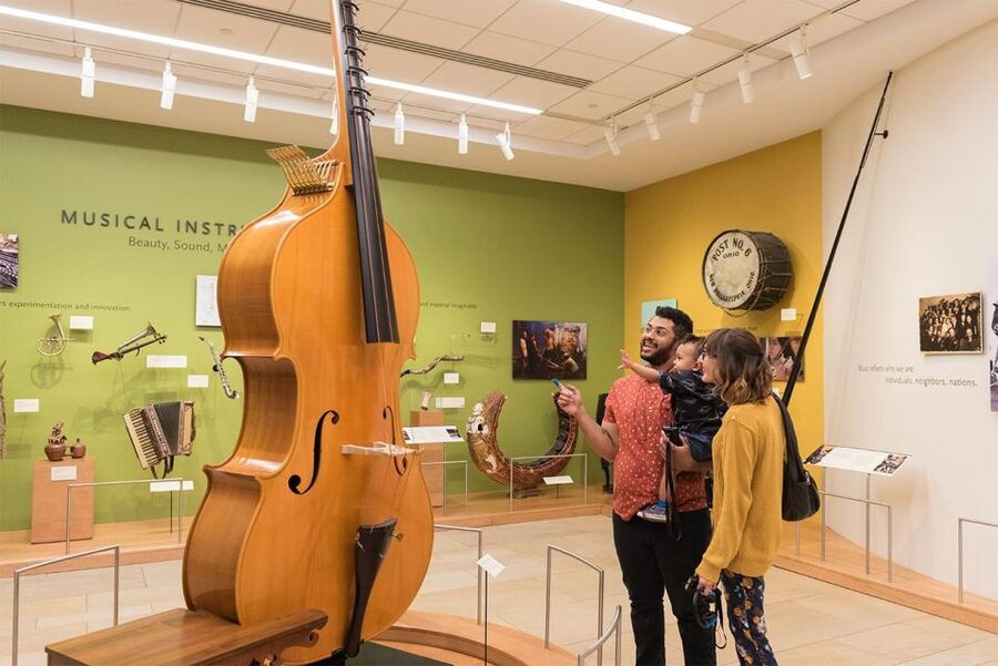 Phoenix: World's Only Global Musical Instrument Museum - Start with the guidePORT audio system