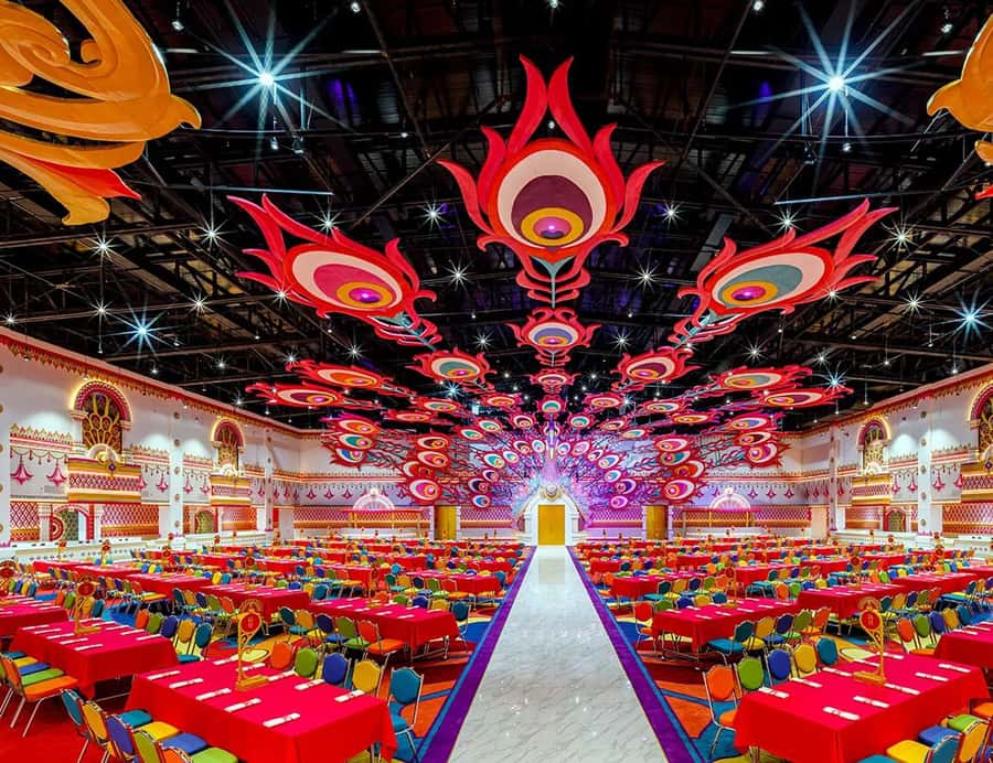 Phuket: Carnival Magic Show with Buffet Dinner - Key points to know before you book