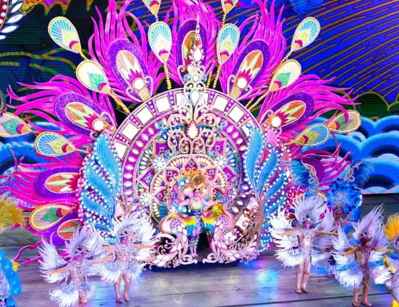 Phuket: Carnival Magic Theme Park and Show Experience - Magic, acrobatics, music, and cultural performance