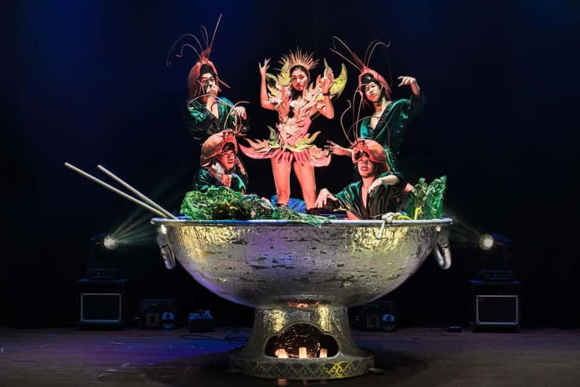 Phuket: Junkyard Theatre Dinner and Show - Standard Ticket - The humor, music, and audience energy