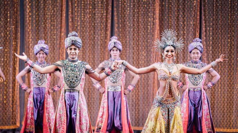 Phuket: Simon Cabaret Show Admission Ticket With Transport - Practical Tips for a Smoother Evening