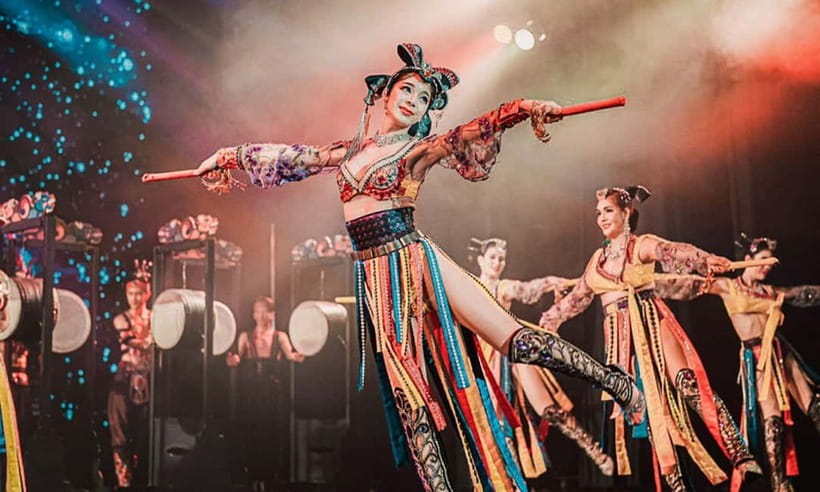 Phuket: Simon Cabaret Show Tickets Optional First 3 Rows - Is the $25 Price Good Value?