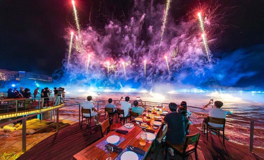 PhuQuoc Romantic Dinner with Symphony & Kiss of the Sea Show - Arriving at Sun Bavaria GastroPub around 7 p.m.