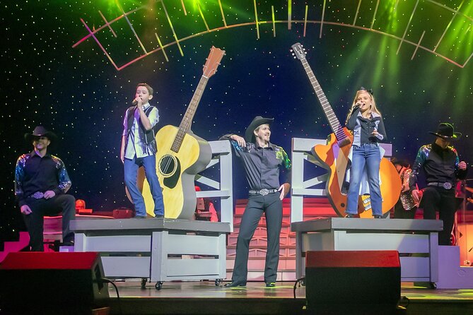 Pigeon Forge: Country Tonite Show Admission Ticket - The Music: Classic Country, Gospel, and Patriotic Numbers