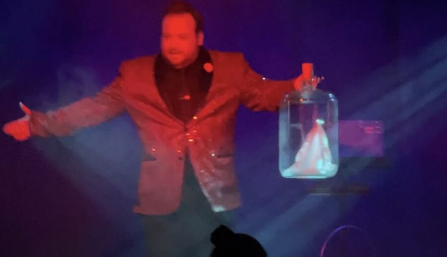 Pigeon Forge: Steven Best's Unbelievable Magic Show - Key points to know before you go