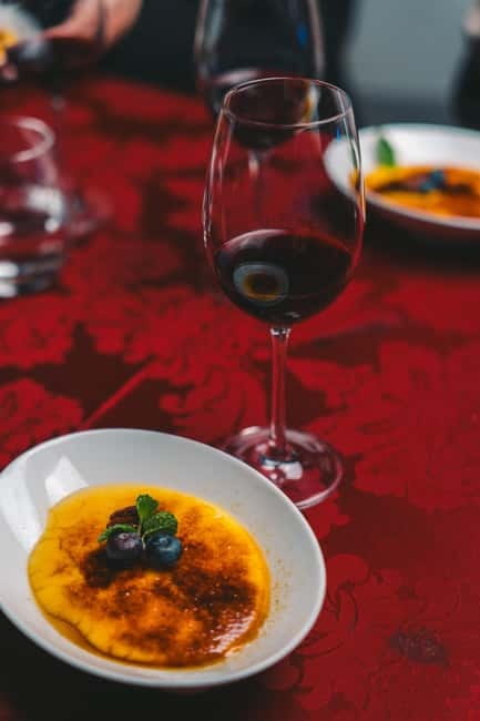 Porto: Fado Show & Dinner: A Night of Fado & Fine Dining - A Fado evening at WOW in Porto