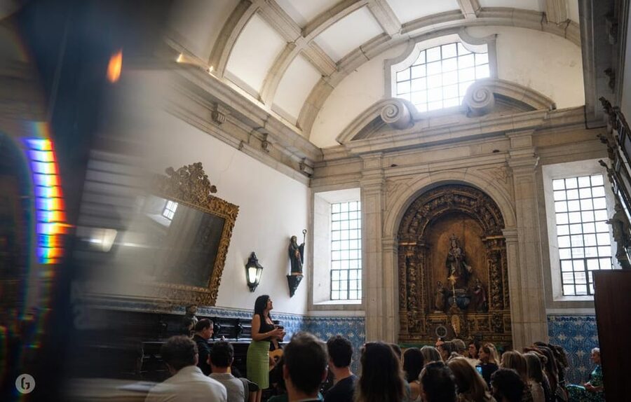 “Porto: Fado Show with Guided Tour in a Historic Monastery” - Port wine and Singeverga liqueur
